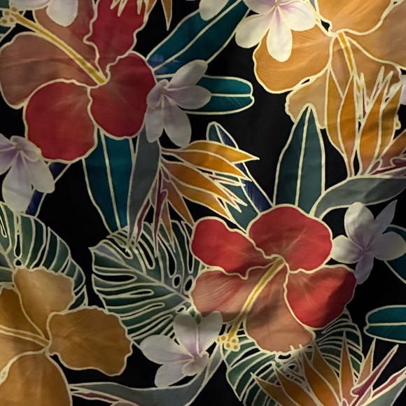 Hurley Women's Tropical Print UPF 50+ Stretch 
One-Piece Swimsuit XL - Picture 14 of 14